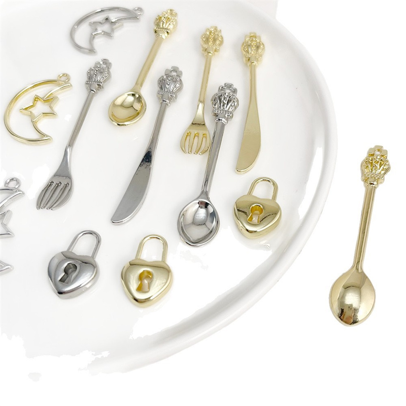 أحدث 50 قطعة/الوحدة لون طباعة  - مراجعة Men Accessories Locket وسعره