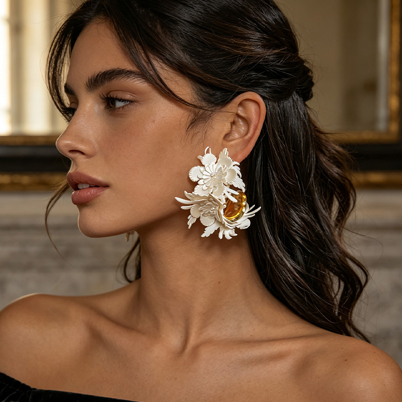 أقراط زهرية بيضاء جذابة مصنوعة - مراجعة Men Accessories Aesthetic وسعره