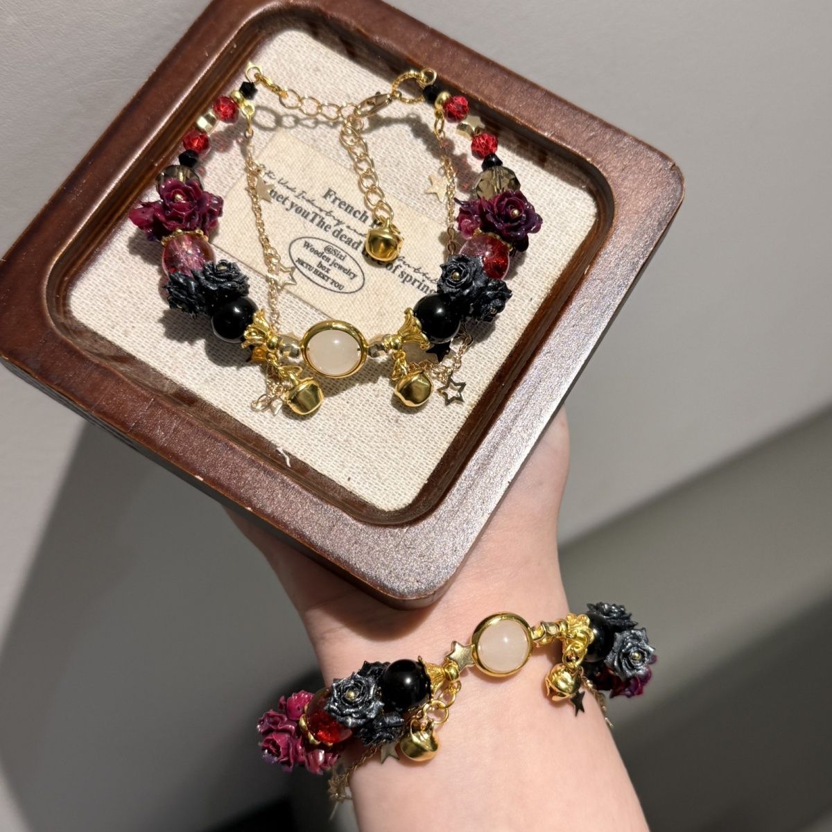 أساور نسائية مرصعة بالخرز بتصم - مراجعة Bracelet Beaded Men وسعره